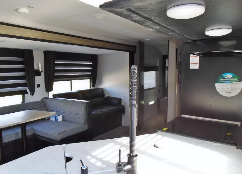 used Travel Trailers Forest River Cherokee for sale, in Decatur, IN Thumbnail 9