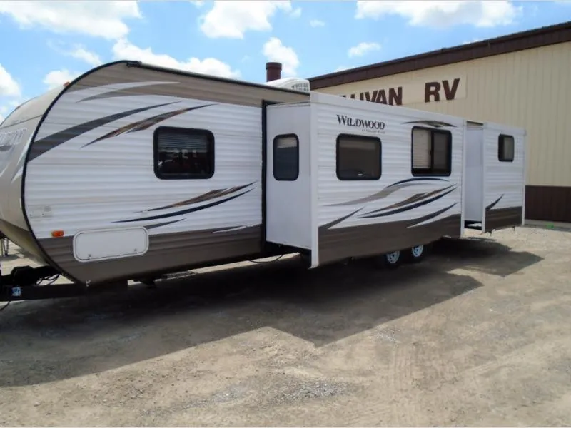 used Travel Trailers Forest River Wildwood for sale, in Decatur, IN Thumbnail 3