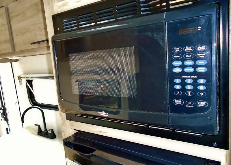 new Travel Trailers Gulf Stream Ameri-Lite Ultra Lite for sale, in Decatur, IN Thumbnail 13