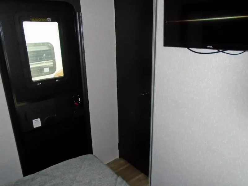 used Travel Trailers Forest River Cherokee for sale, in Decatur, IN Thumbnail 21