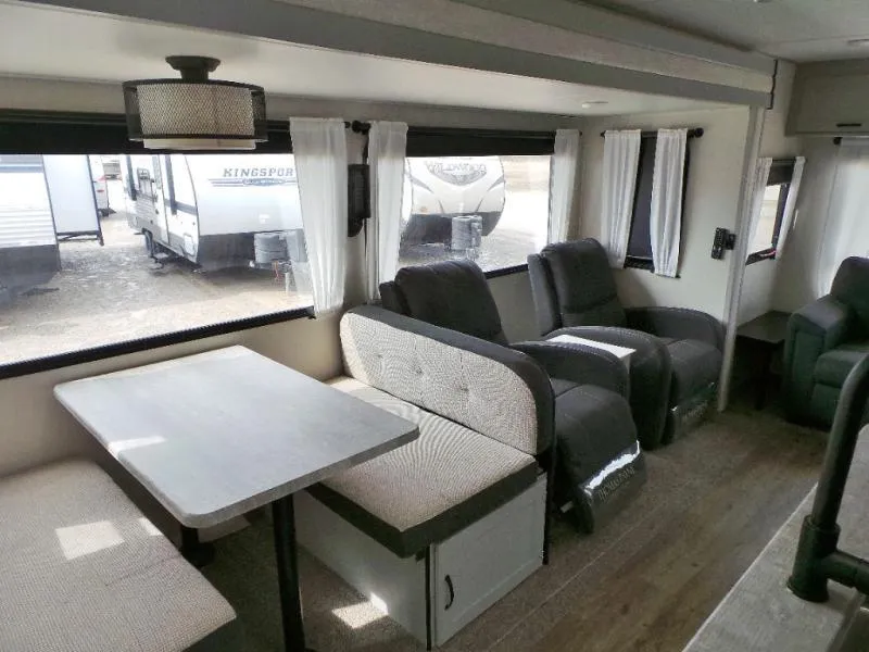 used Travel Trailers Forest River Vibe for sale, in Decatur, IN Thumbnail 7