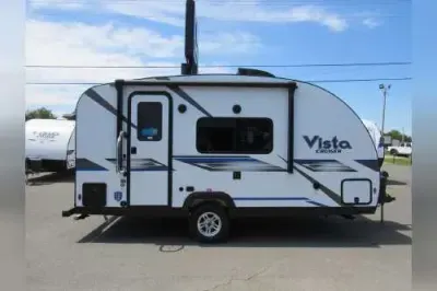 2025 Gulf Stream RV 17SCD