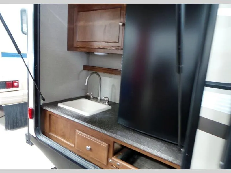 used Travel Trailers Coachmen Freedom Express for sale, in Decatur, IN Thumbnail 4