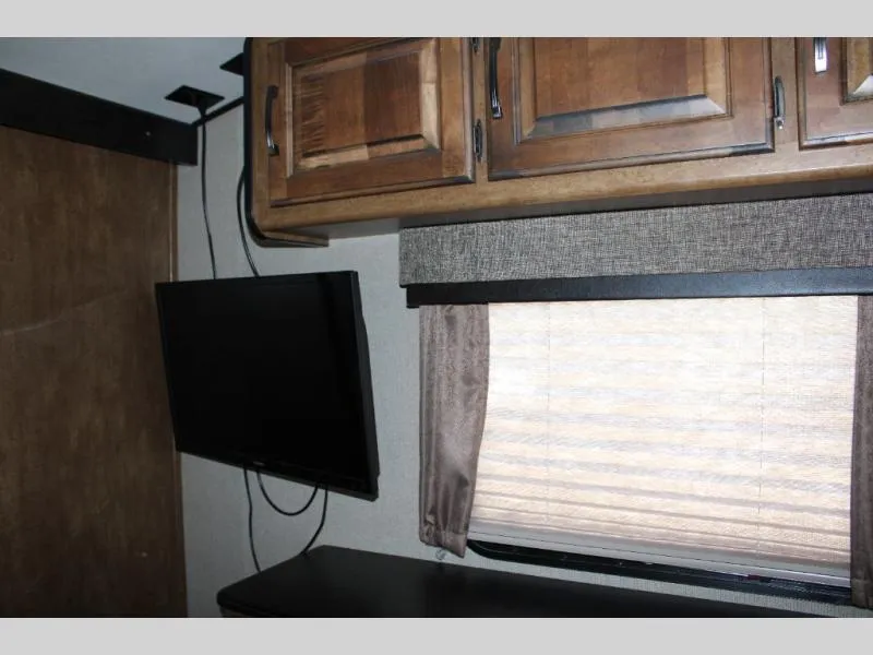used Travel Trailers Grand Design RV Reflection for sale, in Decatur, IN Thumbnail 25