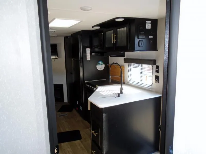 used Travel Trailers Forest River Cherokee for sale, in Decatur, IN Thumbnail 29