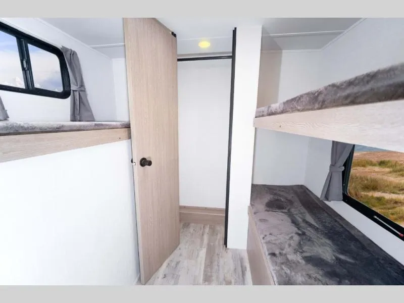 new Travel Trailers Gulf Stream Ameri-Lite Ultra Lite for sale, in Decatur, IN Thumbnail 14