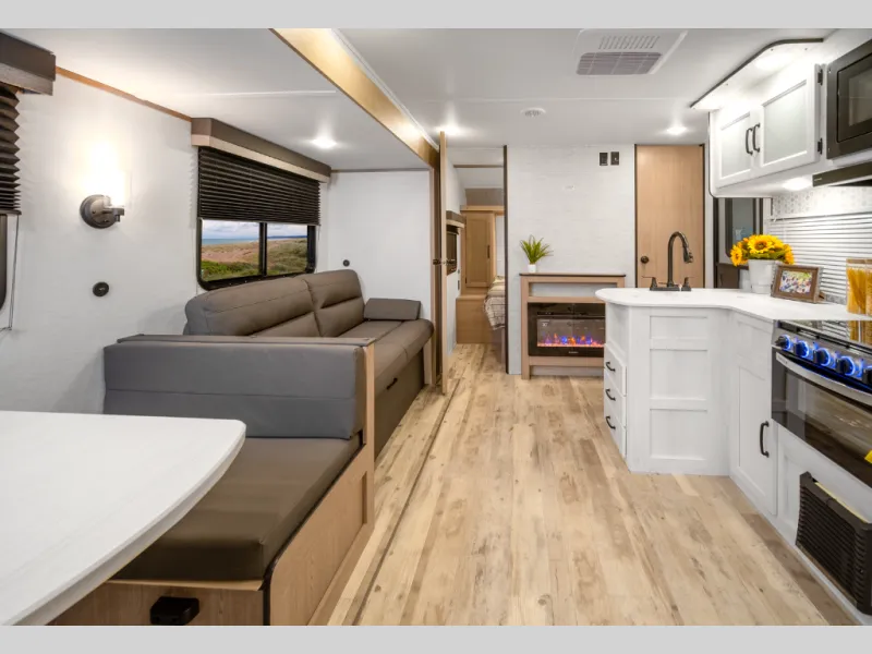 used Travel Trailers Gulf Stream Ameri-Lite Ultra Lite for sale, in Decatur, IN Thumbnail 6