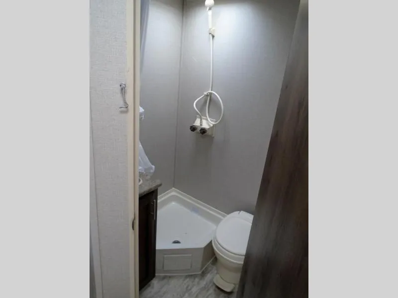 used Travel Trailers Kz Sportsmen Classic for sale, in Decatur, IN Thumbnail 17