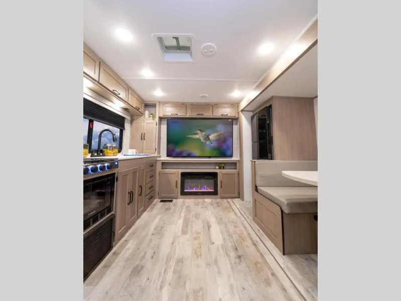 new Travel Trailers Gulf Stream Conquest Ultra Lite for sale, in Decatur, IN Thumbnail 7