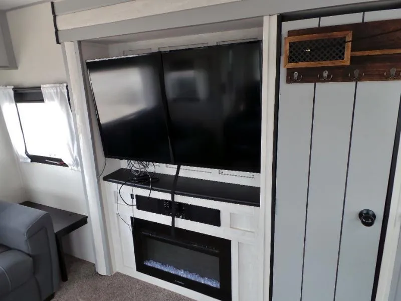 used Travel Trailers Forest River Vibe for sale, in Decatur, IN Thumbnail 10