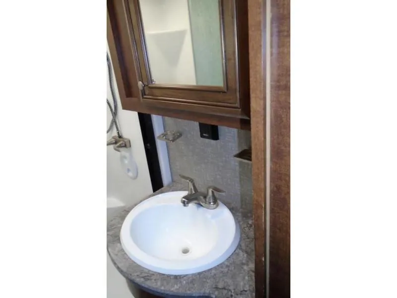 used Fifth Wheel Trailers Heartland RV Bighorn Traveler for sale, in Decatur, IN Thumbnail 28