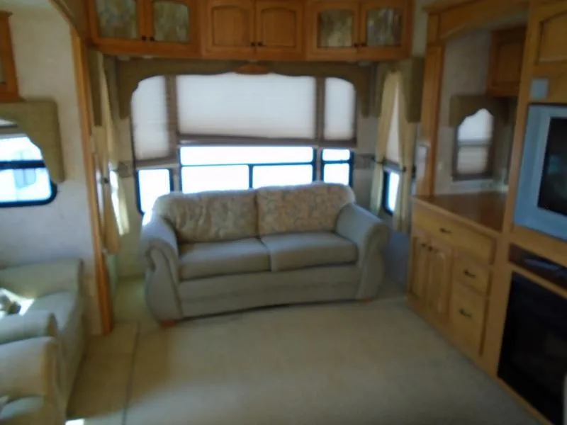 used Travel Trailers Keystone RV Cambridge for sale, in Decatur, IN Thumbnail 19