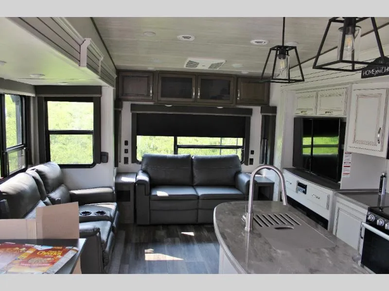 used Travel Trailers Keystone RV Cougar for sale, in Decatur, IN Thumbnail 12