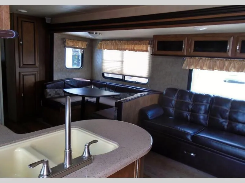 used Travel Trailers Forest River Wildwood for sale, in Decatur, IN Thumbnail 9