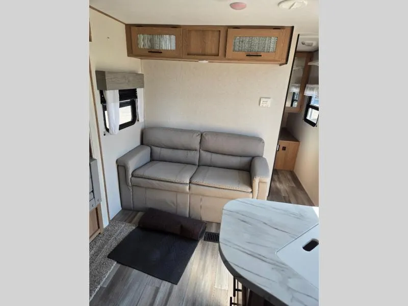 used Travel Trailers Prime Time Avenger for sale, in Decatur, IN Thumbnail 8