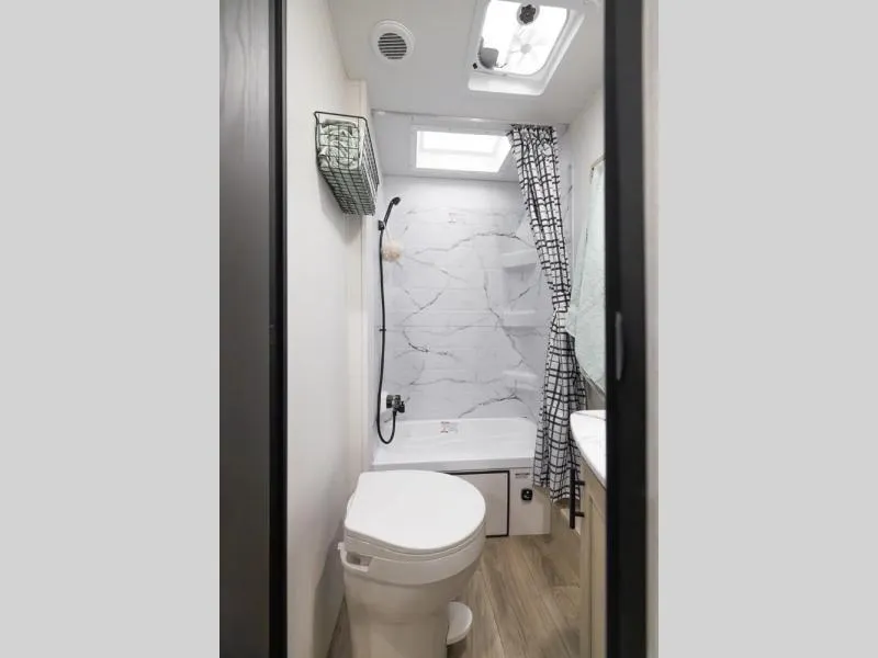 new Travel Trailers Shasta i-5 Edition for sale, in Decatur, IN Thumbnail 15