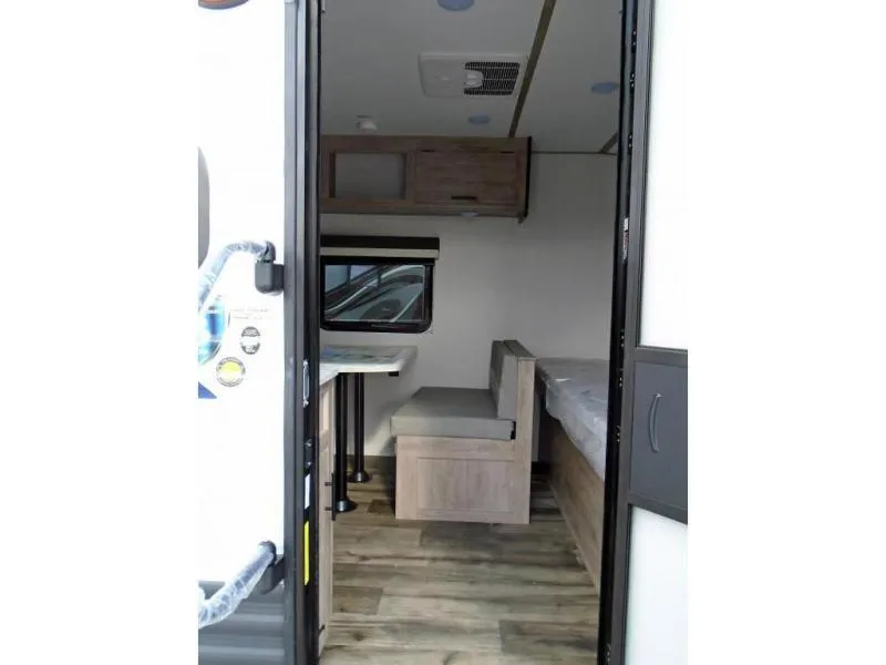 new Travel Trailers Gulf Stream Ameri-Lite Ultra Lite for sale, in Decatur, IN Thumbnail 3