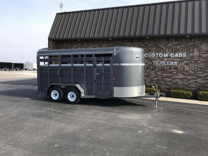 2020 CornPro SB-16 7S Livestock Trailer 2020 CornPro SB-16 7S Livestock Trailer
