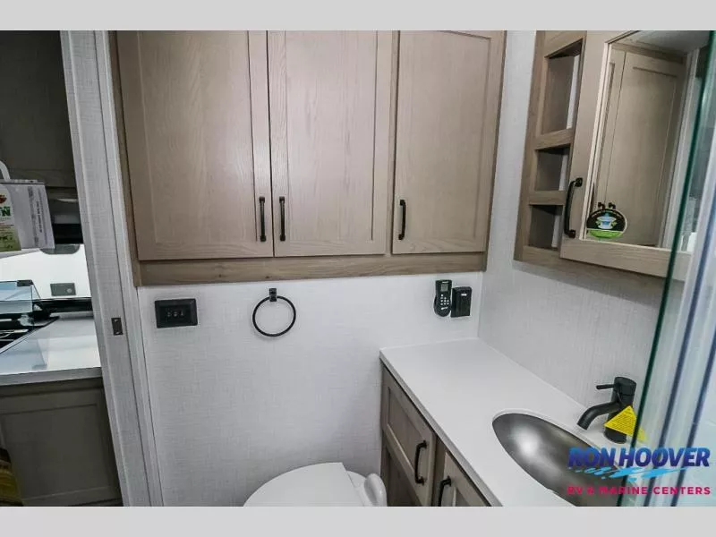 new Travel Trailers Forest River Flagstaff Classic for sale, in Houston, TX Thumbnail 19