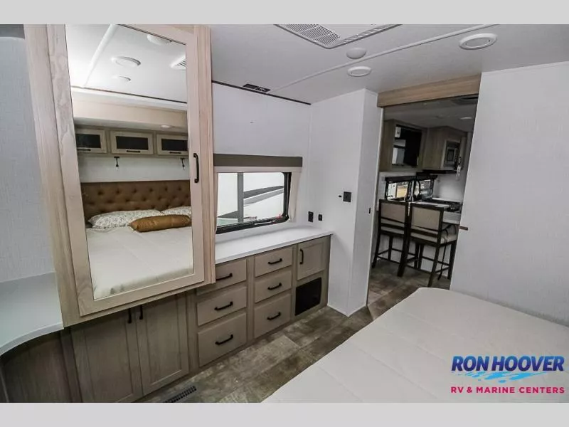 new Travel Trailers Forest River Flagstaff Classic for sale, in Houston, TX Thumbnail 17