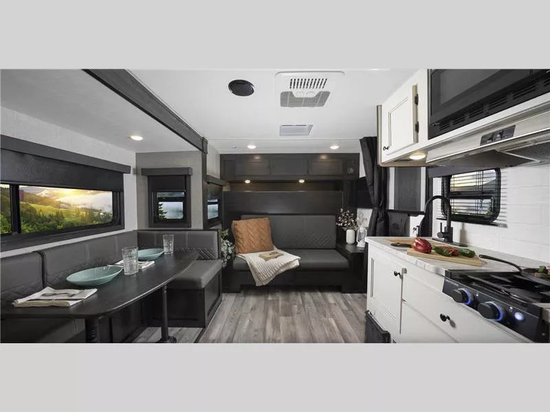used Travel Trailers Highland Ridge RV Range Lite Air for sale, in Houston, TX Thumbnail 10