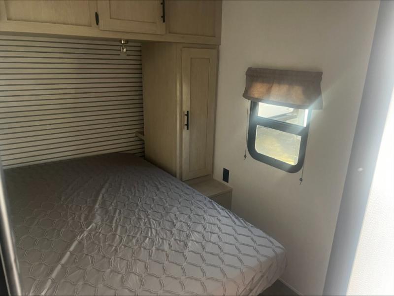 new Travel Trailers Coachmen Northern Spirit Ultra Lite for sale, in Houston, TX Thumbnail 16