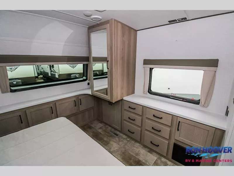 new Travel Trailers Forest River Flagstaff Classic for sale, in Houston, TX Thumbnail 15