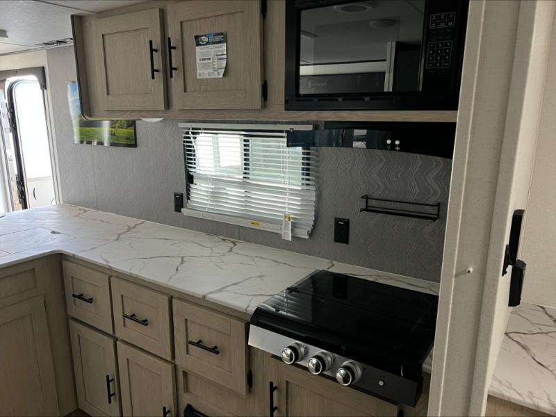 new Travel Trailers Coachmen Northern Spirit Ultra Lite for sale, in Houston, TX Thumbnail 12