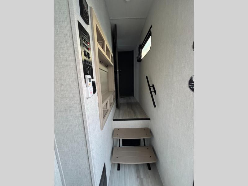 new Fifth Wheel Trailers Forest River Wildcat for sale, in Houston, TX Thumbnail 15