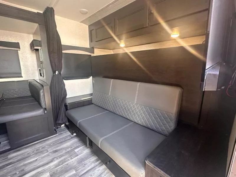used Travel Trailers Highland Ridge RV Range Lite Air for sale, in Houston, TX Thumbnail 3