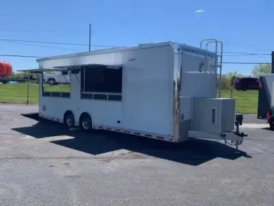 2025 inTech 26' Intech Vendor Trailer w/ Bath Package
