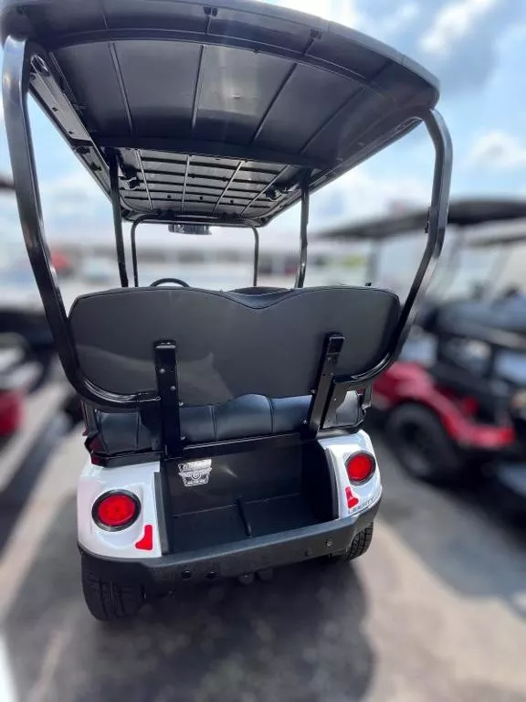 new Other Trailers E-Z-GO  for sale, in Warsaw, IN Thumbnail 4