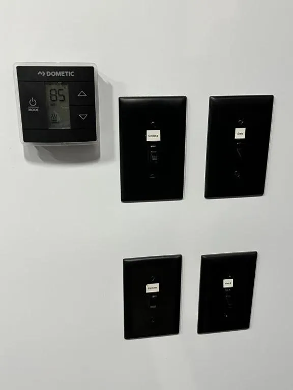 used Cargo (Enclosed) Trailers United Trailers  for sale, in Indiana, IN Thumbnail 8