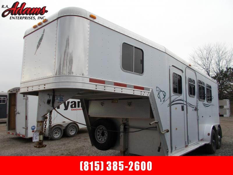 2002 Featherlite FL9641-3H Horse Trailer 2002 Featherlite FL9641-3H Horse Trailer