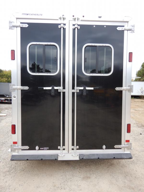 new Horse Trailers Featherlite  for sale, in Mchenry, IL Thumbnail 4