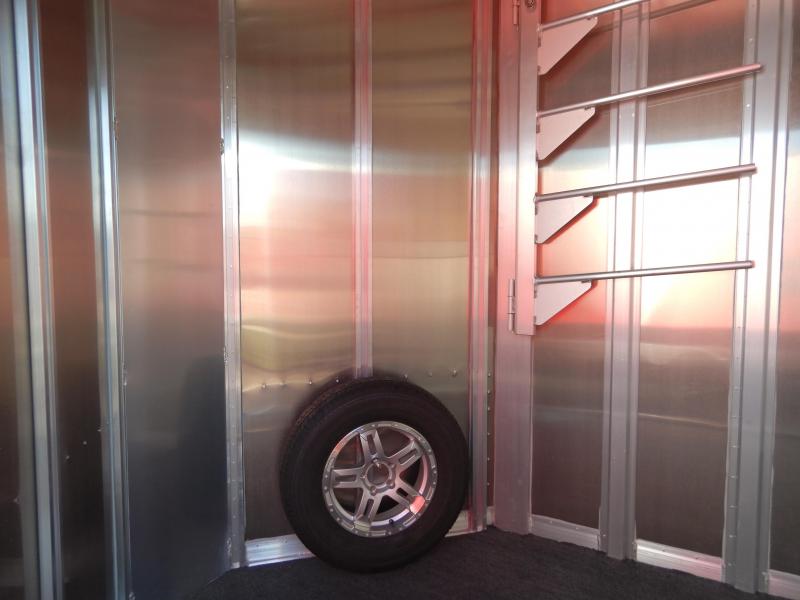 new Horse Trailers Featherlite  for sale, in Mchenry, IL Thumbnail 6