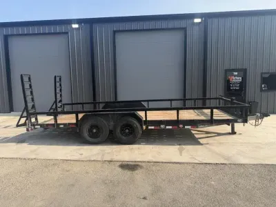 2022 PJ Trailers 83" X 20' Utility 14K