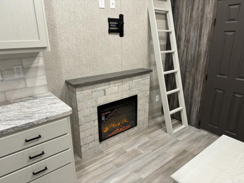 new Park Models Fairmont Homes Cavco for sale, in Pierceton, IN Thumbnail 5