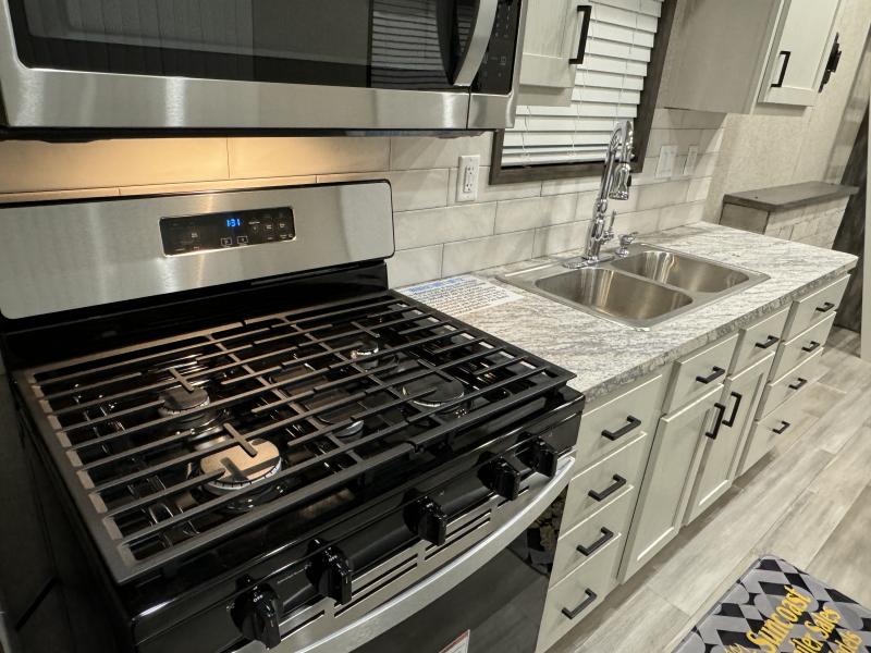 new Park Models Fairmont Homes Cavco for sale, in Pierceton, IN Thumbnail 40