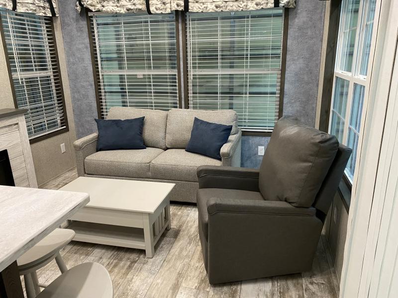 new Park Models Fairmont Homes Cavco for sale, in Palm Bay, FL Thumbnail 2