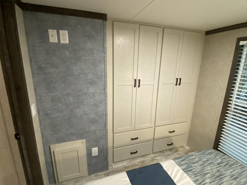 new Park Models Fairmont Homes Cavco for sale, in Palm Bay, FL Thumbnail 19