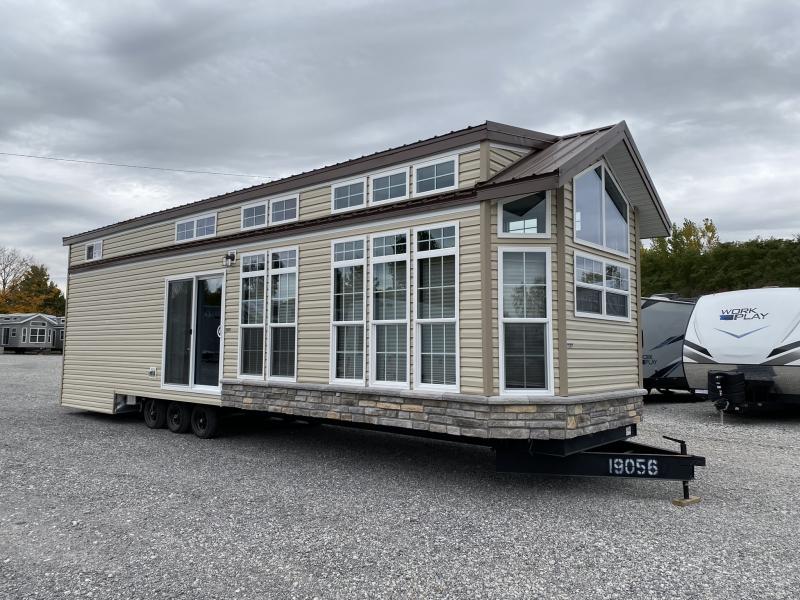 2023 Fairmont Homes Inc. FM100147S Living Quarter Trailers For Sale