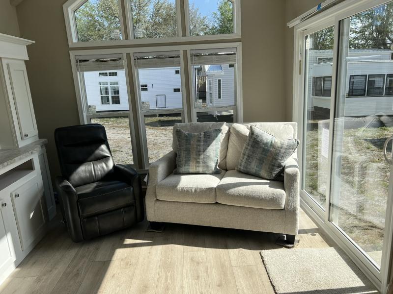 new Park Models Chariot Eagle Eagle for sale, in Palm Bay, FL Thumbnail 4