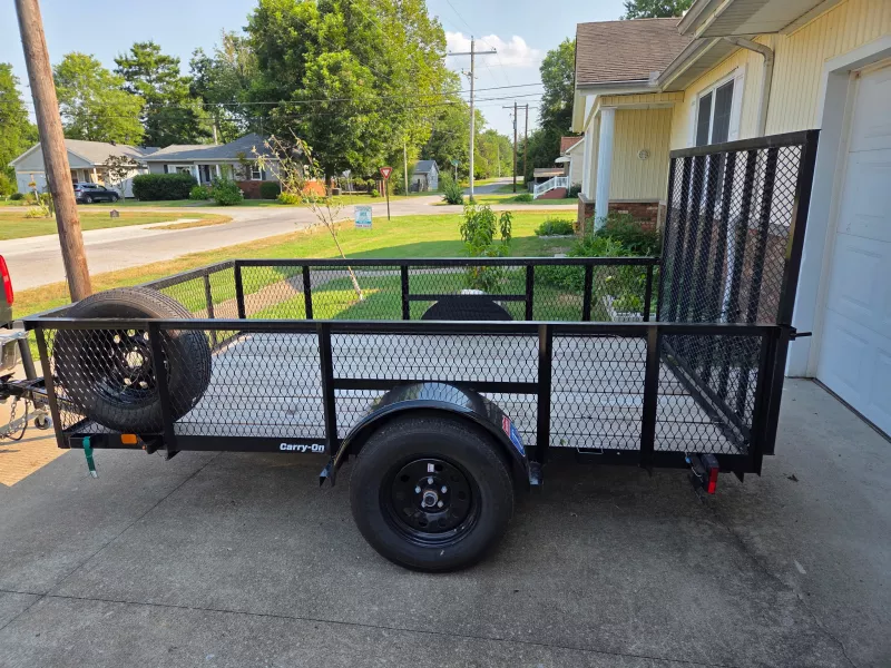 Sturdy 6×10 Single‑Axle Utility Trailer Patriot (2025) — Great Condition, Ready to Haul