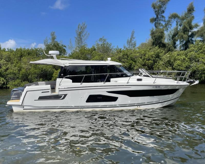 2019 Jeanneau 1095NC Cruiser (Power) 2019 Jeanneau 1095NC Cruiser (Power)