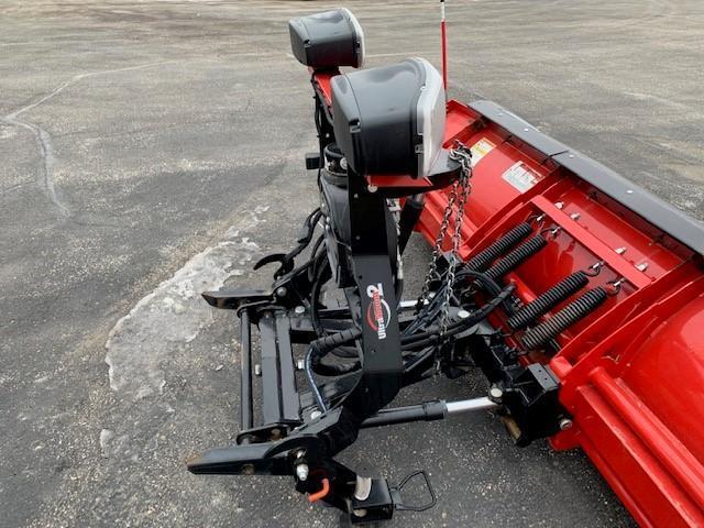 2017 Western Wideout 8'-10" Snow Plow - 806- $5700 2017 Western Wideout 8'-10" Snow Plow - 806- $5700