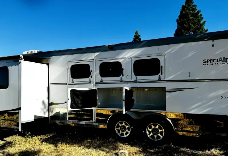 used Horse Trailers Trails West  for sale, in Auburn, CA Thumbnail 2
