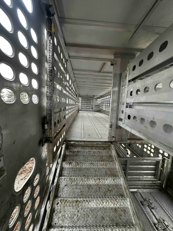 used Livestock Semi Trailers EBY  for sale, in Jerome, ID Thumbnail 8