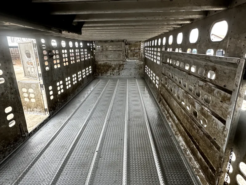 used Livestock Semi Trailers Wilson Trailer Company  for sale, in Jerome, ID Thumbnail 6