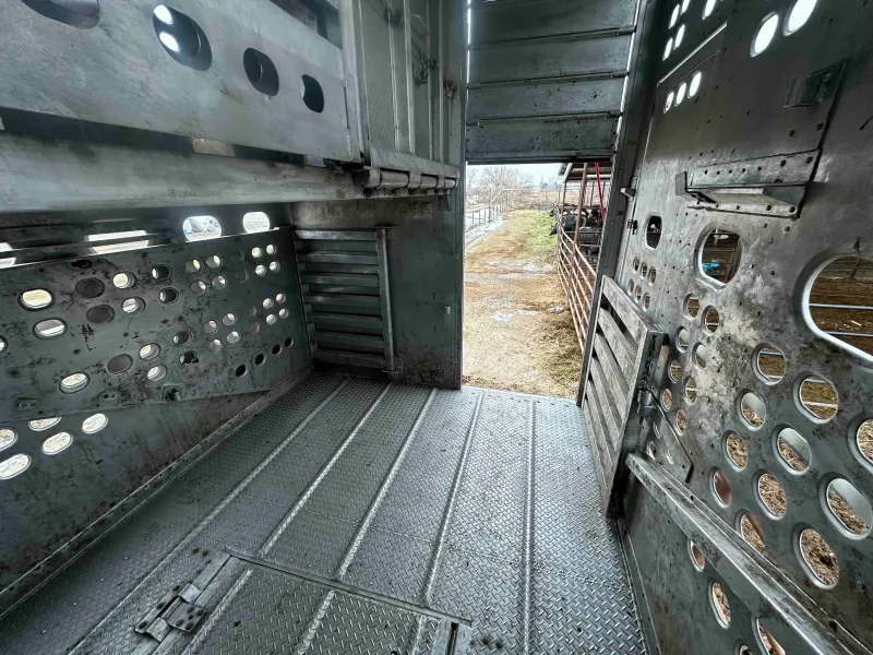 used Livestock Semi Trailers EBY  for sale, in Jerome, ID Thumbnail 5